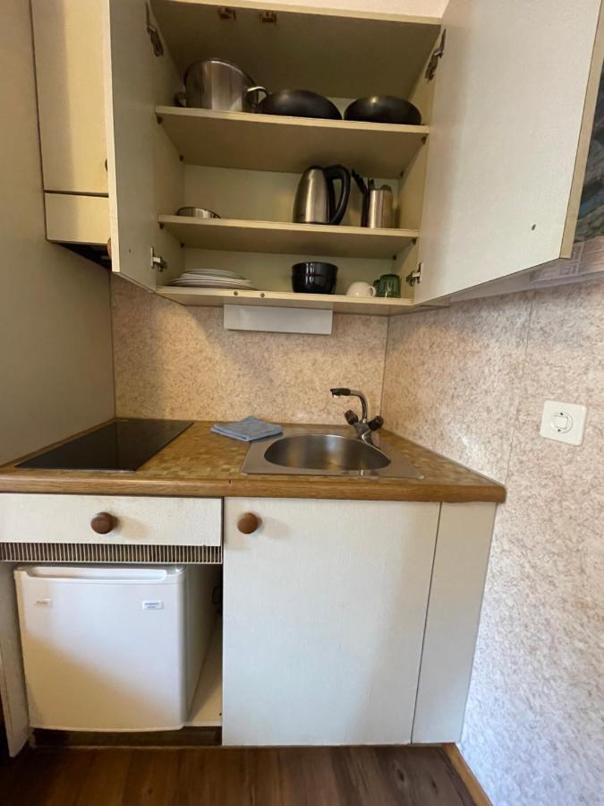Downtown Apartment 9 Интерлакен Екстериор снимка