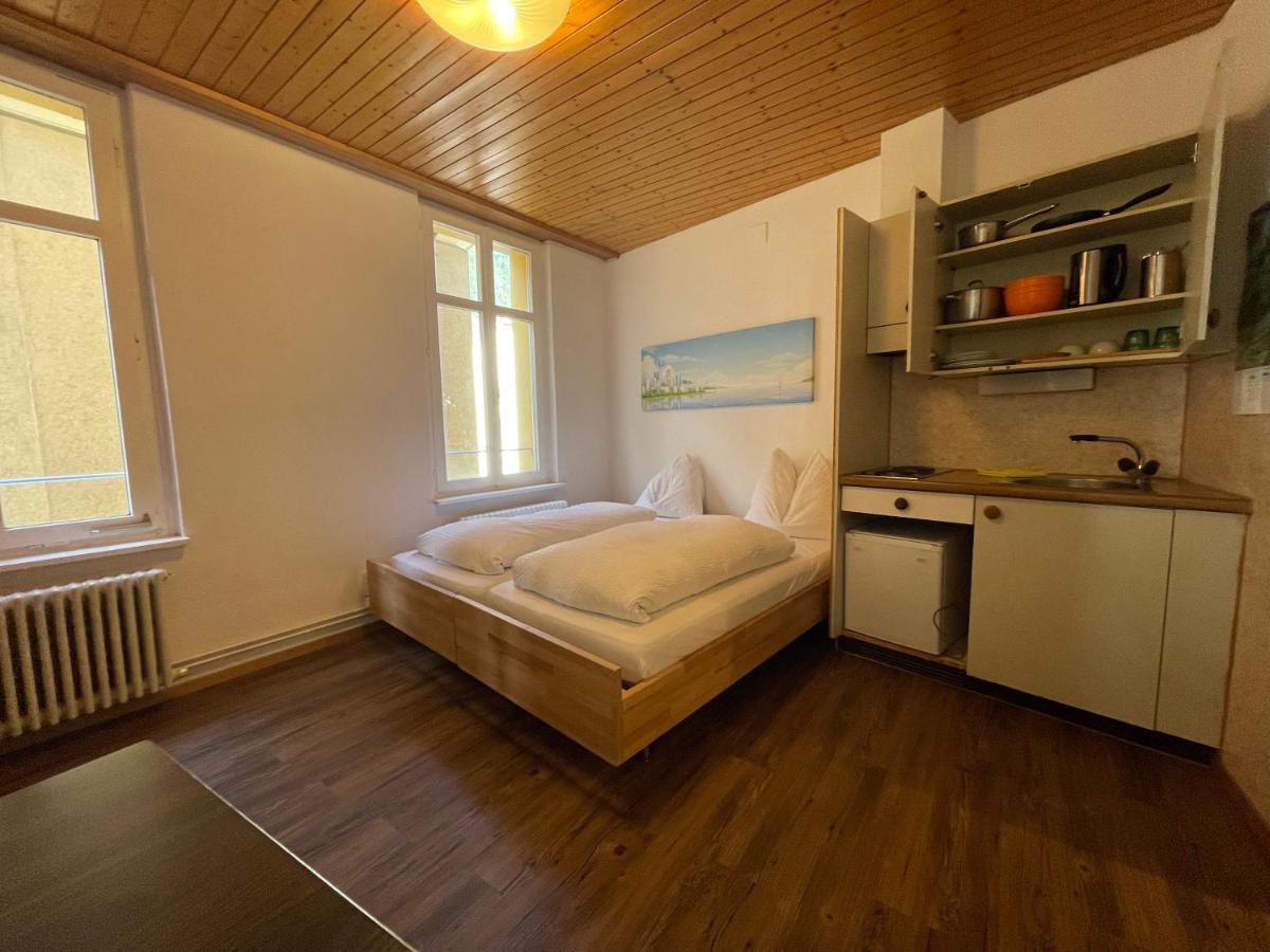 Downtown Apartment 9 Интерлакен Екстериор снимка